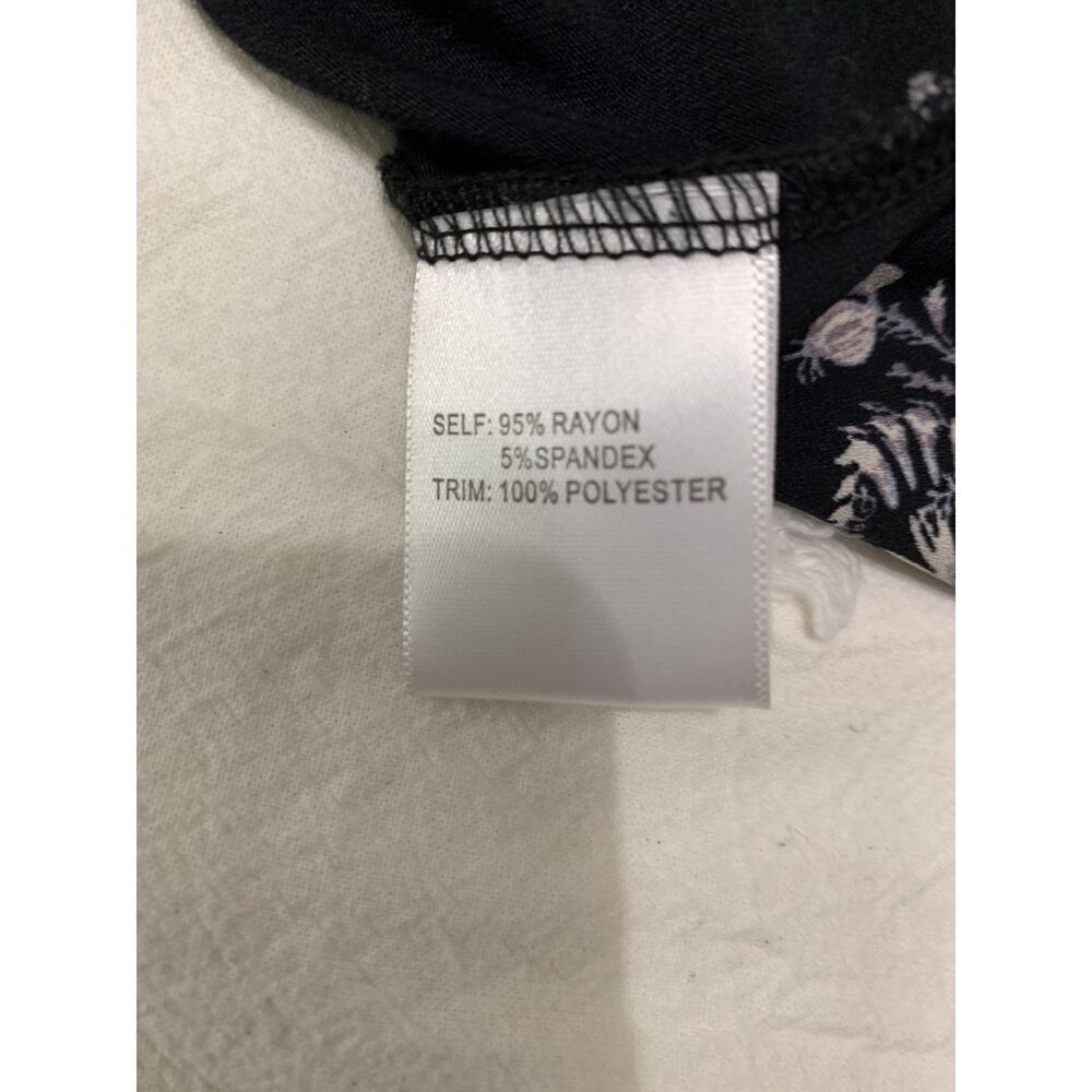 Rose & Olive 3X Black Floral Peasant Tunic Top Roll Tab Sleeve Lace Edging Boho - Picture 9 of 10